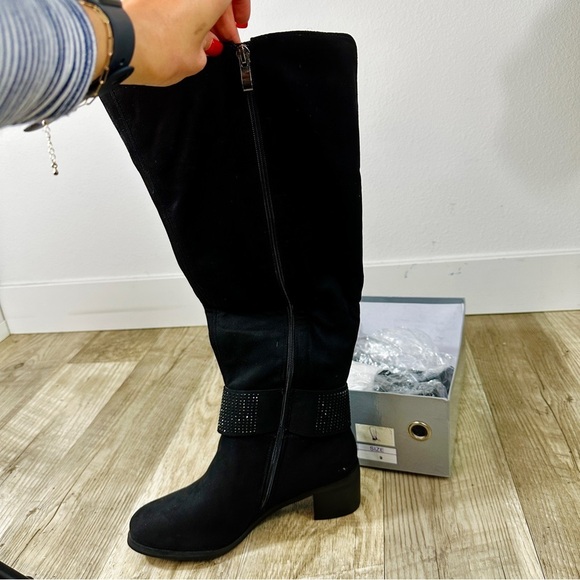 NWT Nancy Li Mid-Calf Sueded Boots with Silver Buckle - Picture 5 of 8